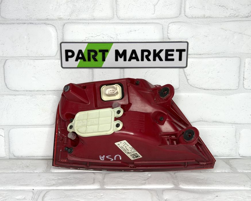 Десен външен стоп AUDI A8 D4 4H0945096A