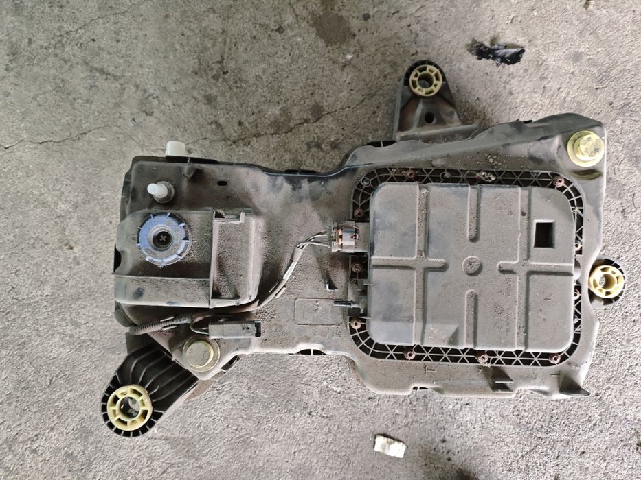 Казанче за Ад Блу/Ad Blue за Opel/Опел Combo/Peugeot/Citroen Berlingo 1.6hdi/1.5hdi