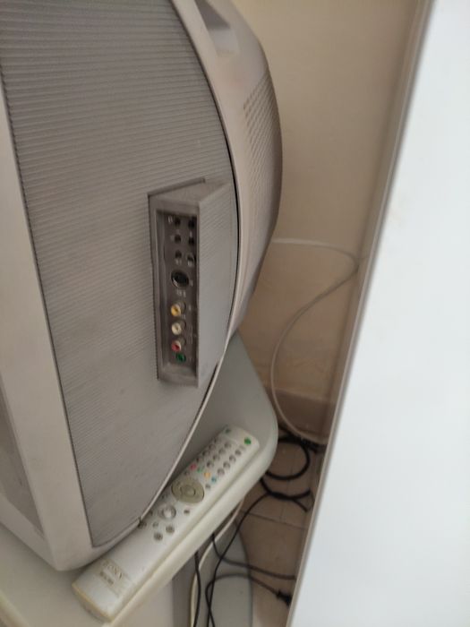 Телевизор Sony Triniton 28inch