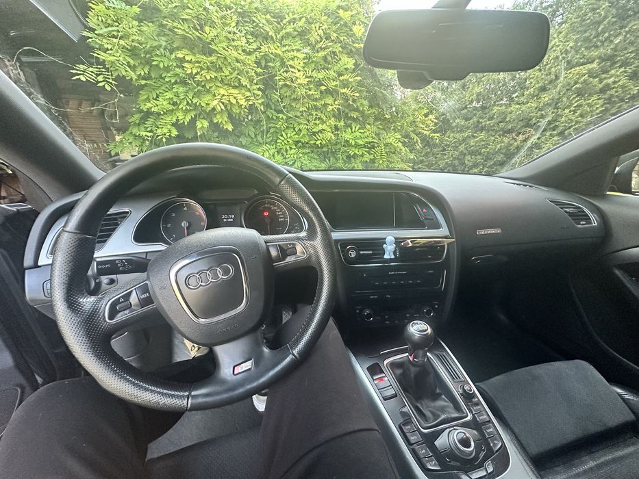 Audi A5 3.0 tdi coupe manual