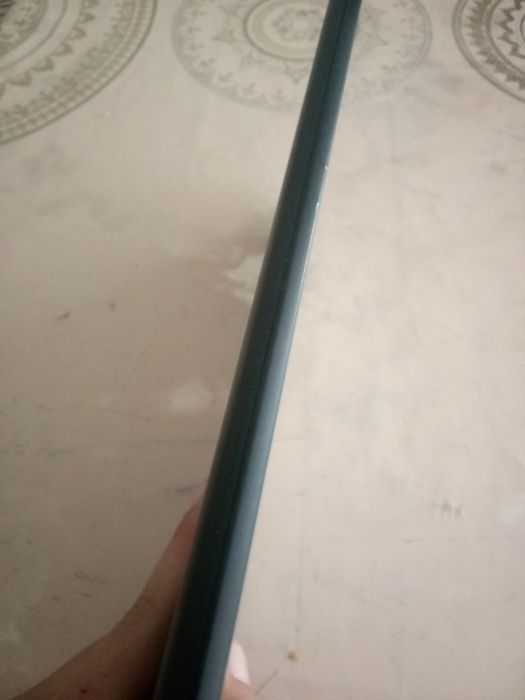 Pixi plansheti sotiladi