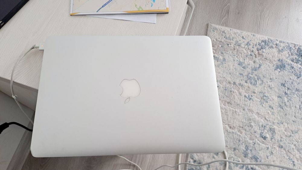 MacBook air Макбук эйр 13" 2012