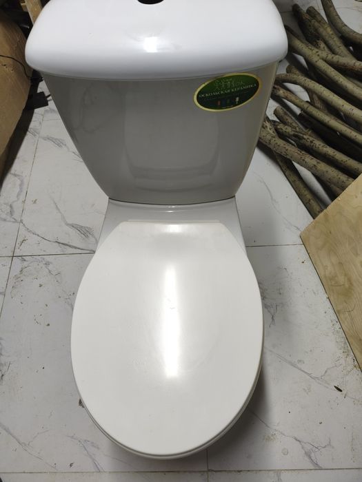 Продам б/у унитаз в хорошем состоянии