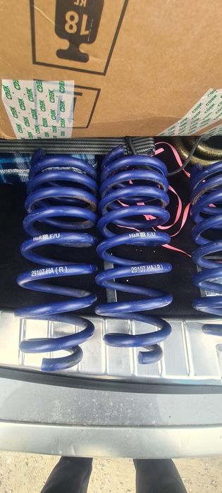 Продам пружины на Q7