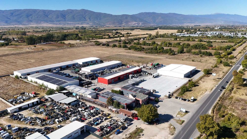 Дава се под наем Склад в с. Мокрище, Област Пазарджик - 1800 кв.м за 9180 € - Снимка #17