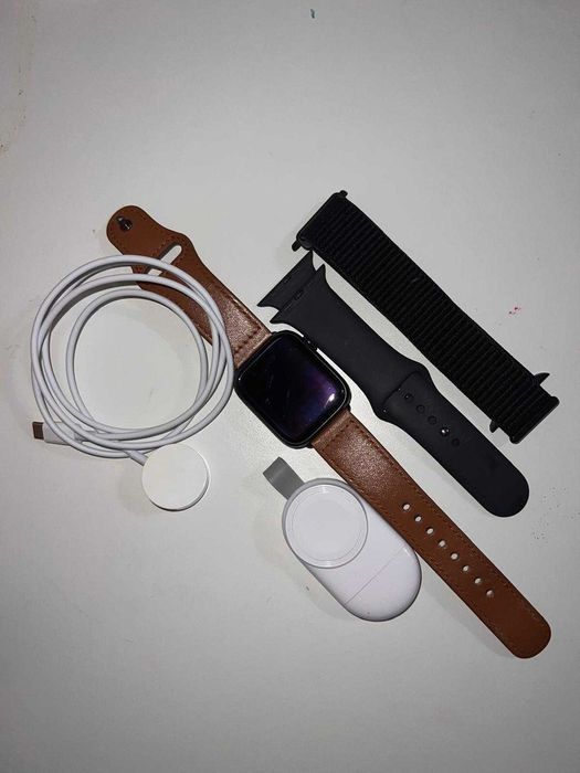 Apple Watch Series 7 – 41 mm | Pachet complet, accesorii premium
