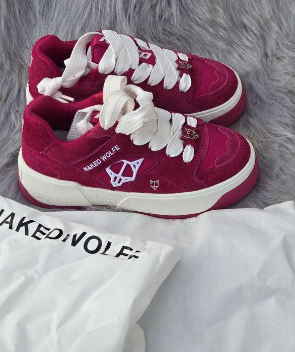 Naked Wolf оригинални дамски сникърси естествена кожа велур нови