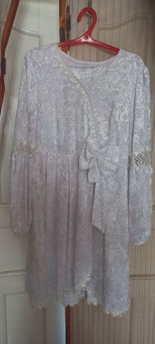 Razmerlari 48ga tushadi juda chiroyli ko‘ynak kilotli