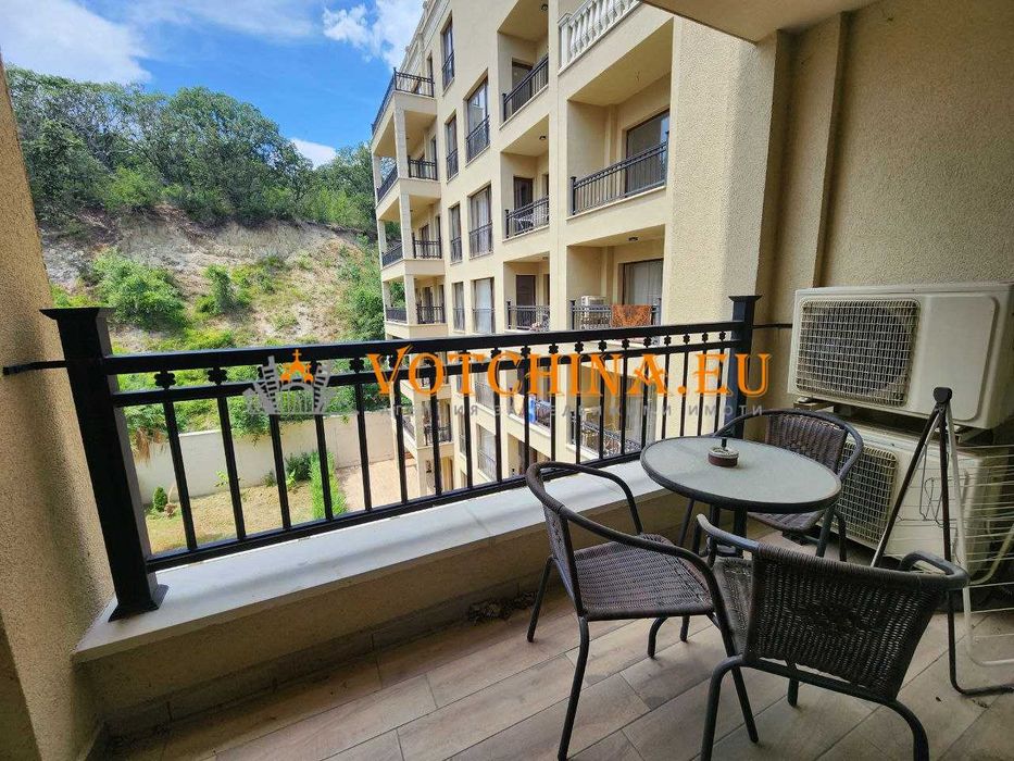 Продава се Двустаен апартамент в Варна, Център - 66 кв.м за 1591 €/кв.м - Снимка #10