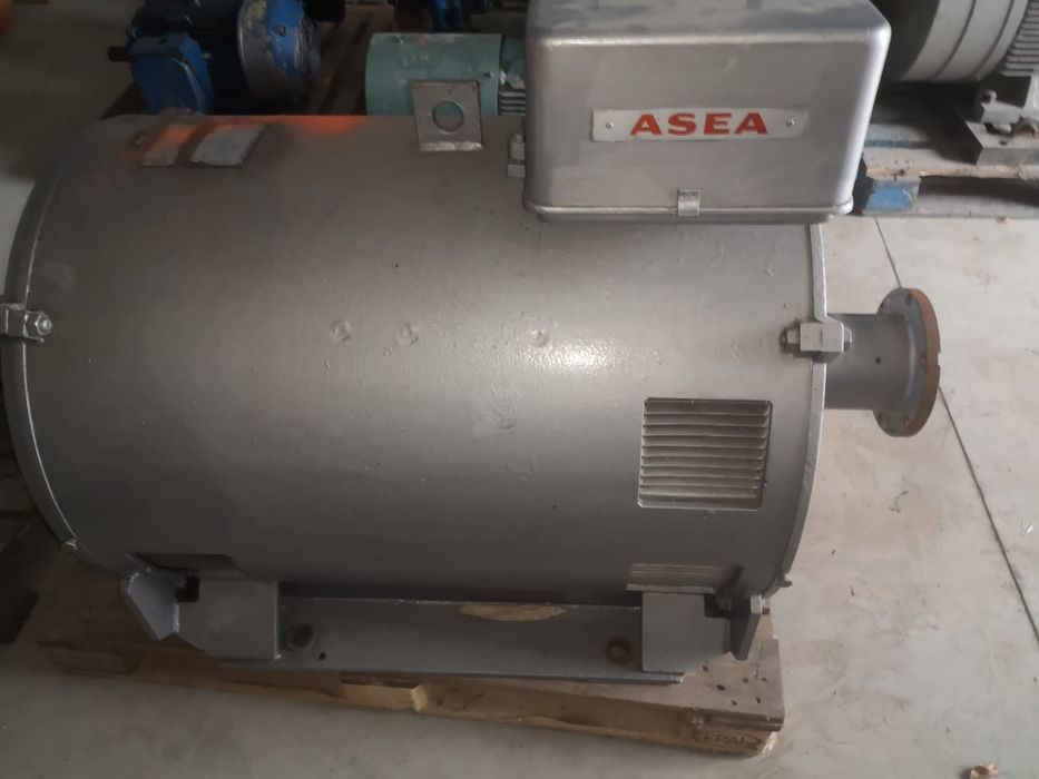Motor electric trifazat, 250kW, 3000rpm, 380V