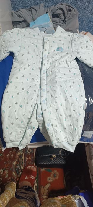 Мальчик 2-3месяца