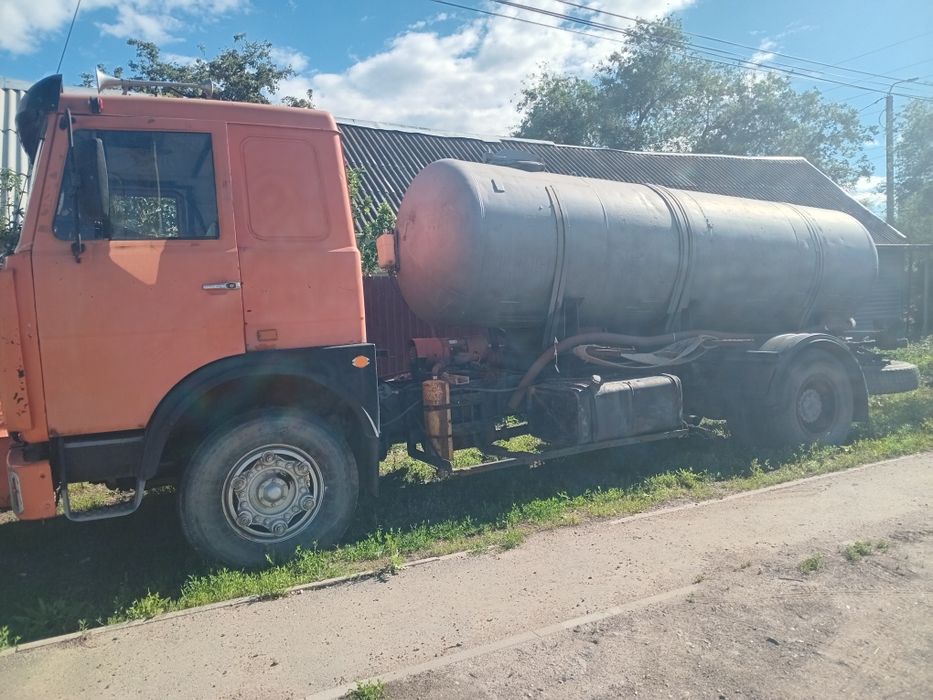 Продам асенизатор 8 куб МАЗ