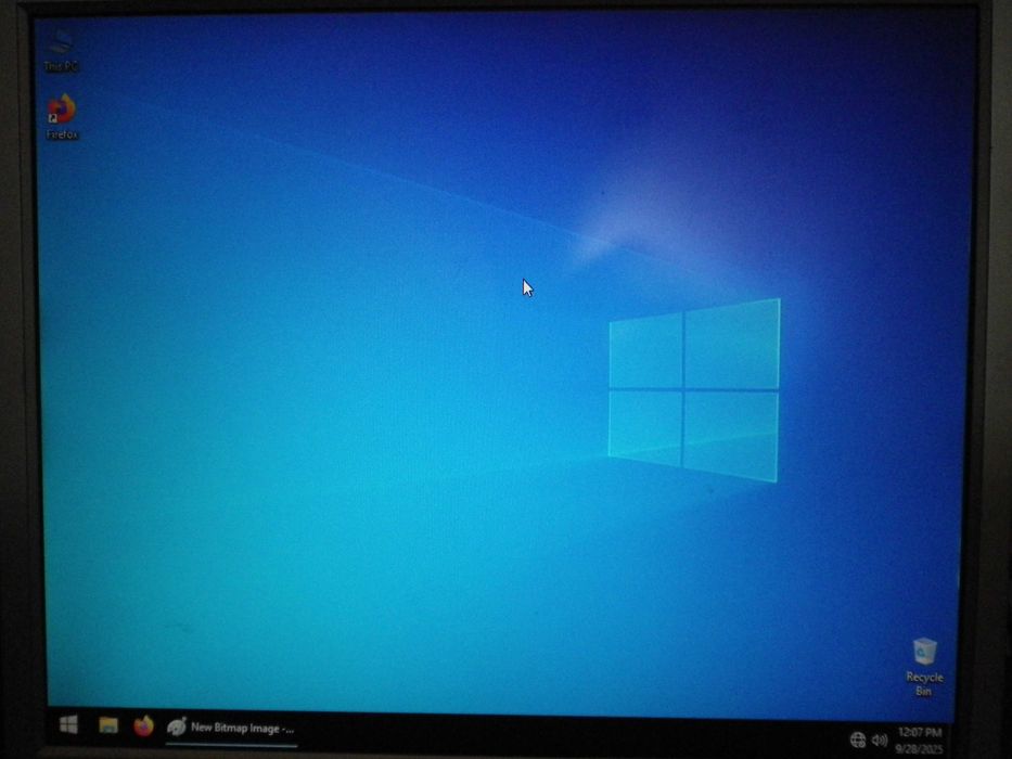 Компютър NEC Powermate ML460