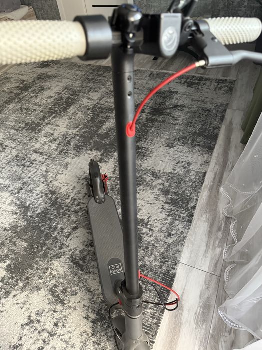 Электросамокат.