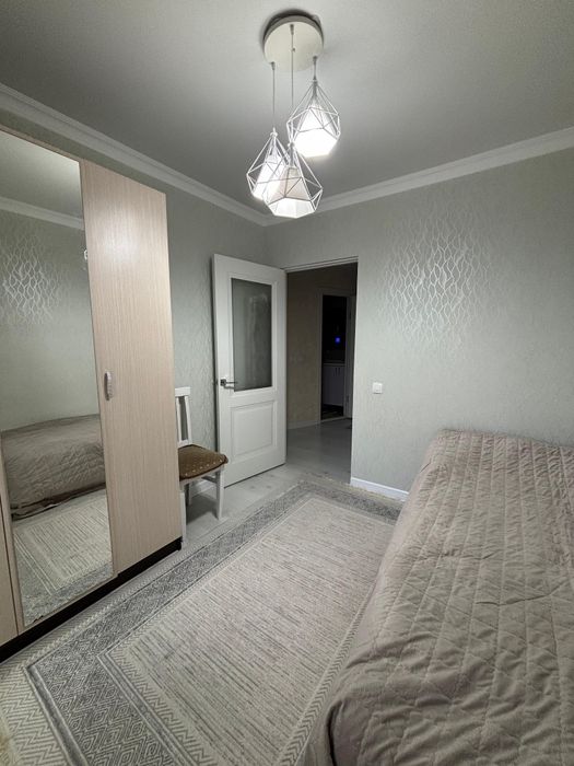 Продам квартиру 3-4комнатная 90кв. м