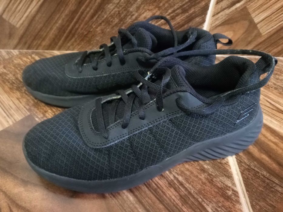 Кроссовки Nike 38 размер.Цена 50 тыс