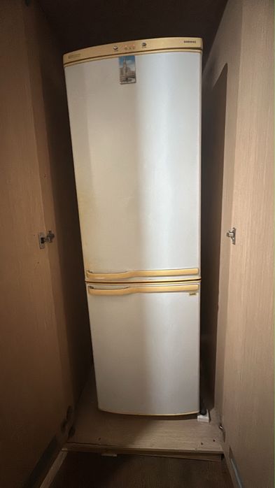 Продается холодильник