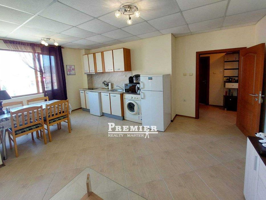 Апартамент в Слънчев бряг с две спални, без такса поддръжка