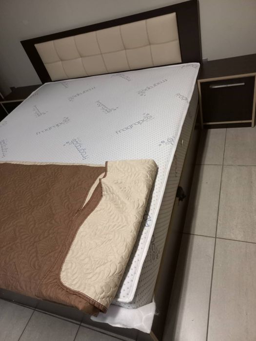 Спалня чисто нова в кашон от нов дом