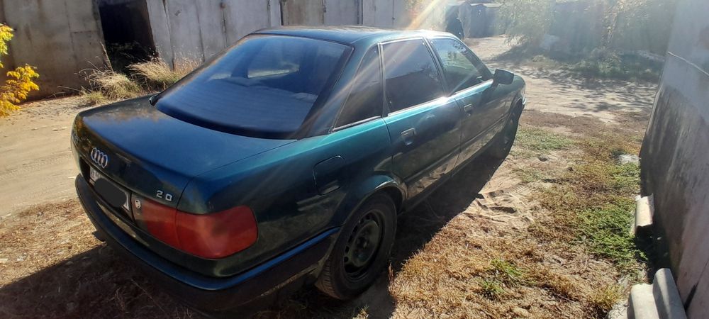 Продам Audi 80 B4 1993г