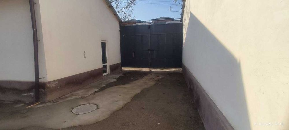 Продаётся  помещение  Зангиатинский район