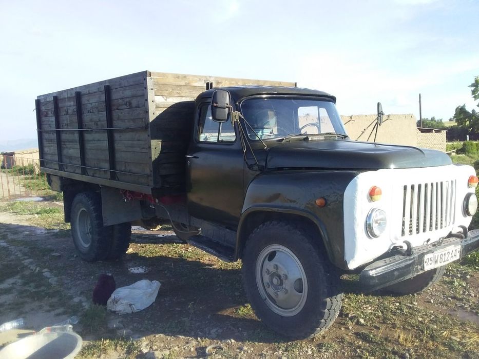 Gaz 53 sotiladi 40 million