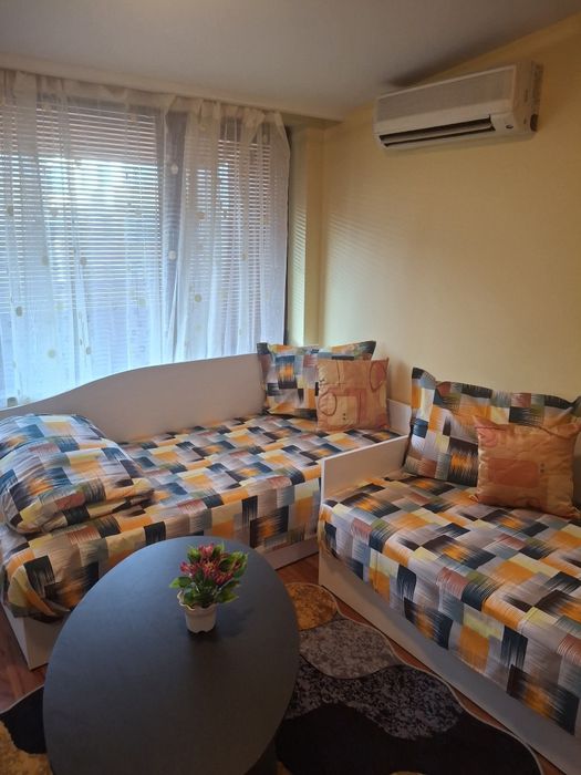 Къща за гости  Краси -  нощувки