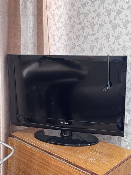 Телевизор samsung