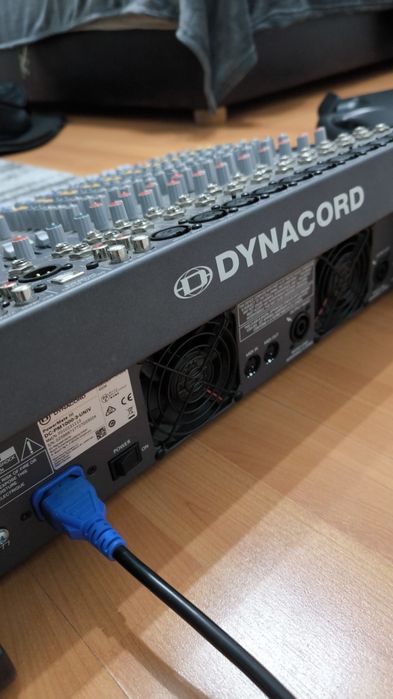 Mixer Amplificator Dynacord PowerMate 1000-3 Original, Stare Excelenta
