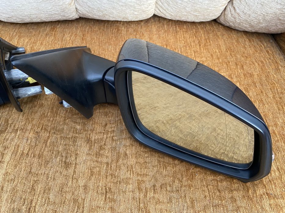 Oglinzi / Oglinda stanga , Oglinda dreapta BMW Seria 7 F01 F02 LCI