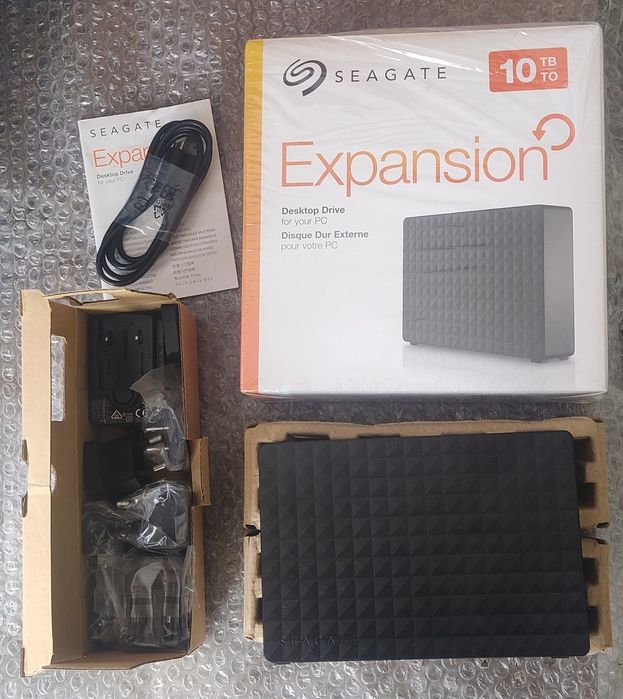 Външен диск Seagate Expansion 10TB