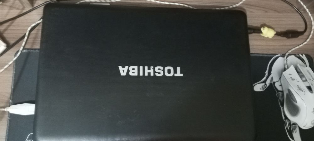 Продам ноутбук Toshibo