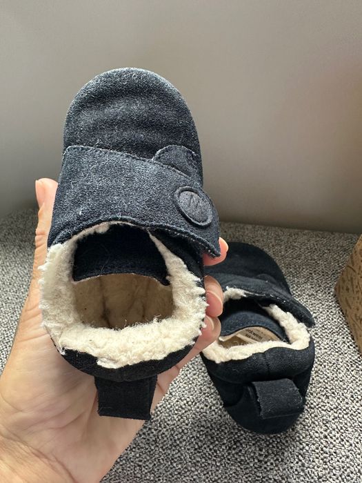 Пантофи / топлинки за бебе вълна  Wheat taj wool размер 21