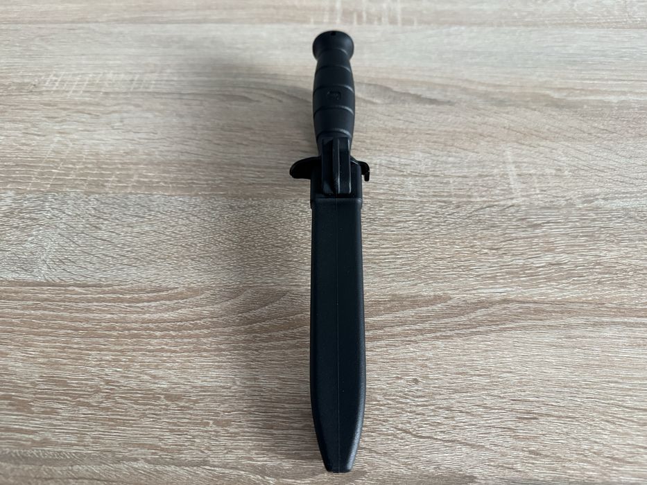 Продавам Чисто Нов Нож Glock