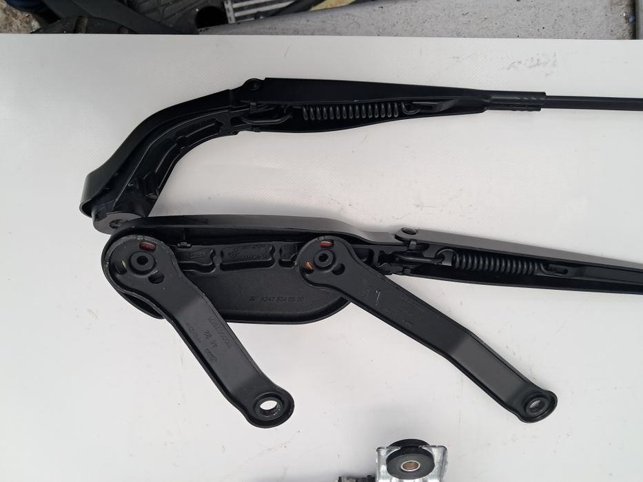 Ел мотор чистачки Mercedes W247 B klasa