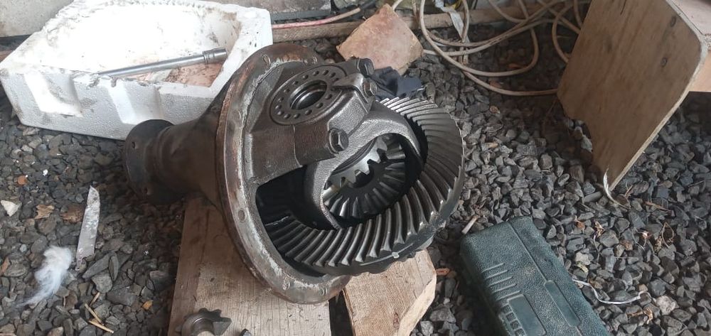 Редуктор  моста.