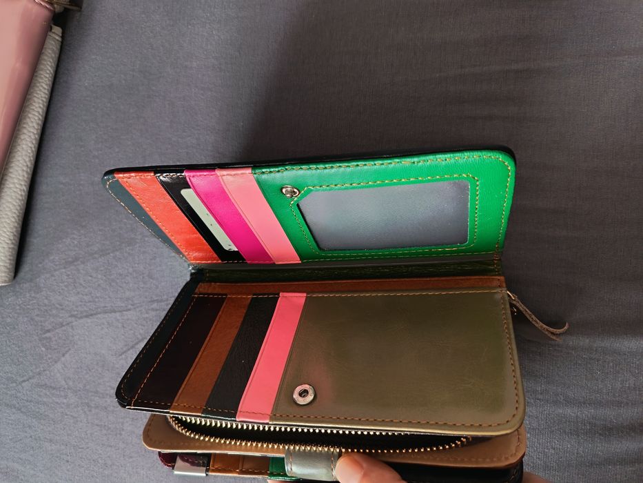 Vând portofel piele nou