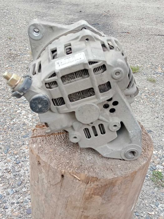 Генератор на автомобиль