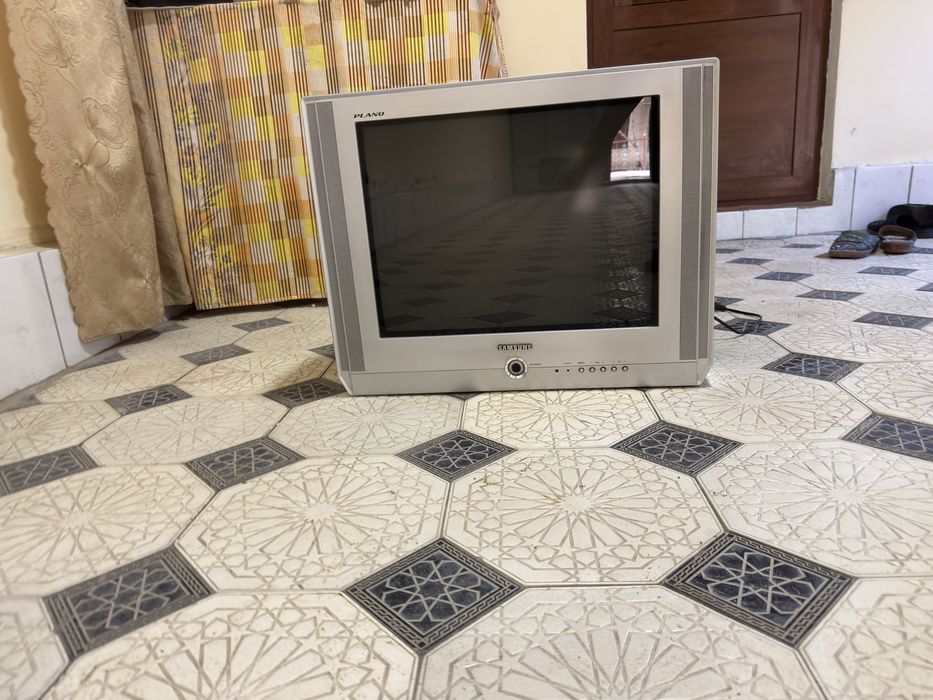 Samsung televizor sotiladi