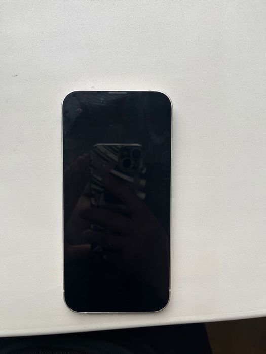 Продам айфон 13 128GB