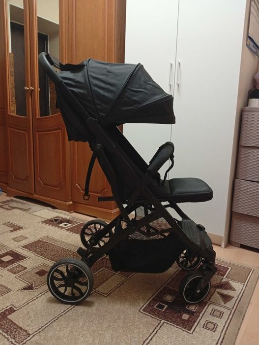 Продам детскую коляску