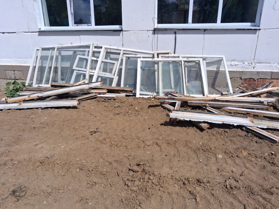 Окно и дрова бесплатно
