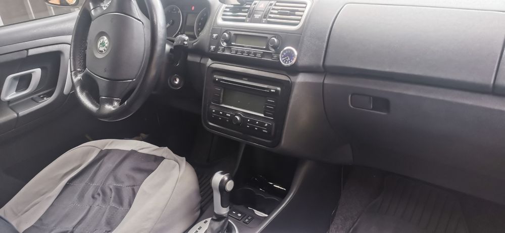 SKODA Fabia 2009 — imagine 4