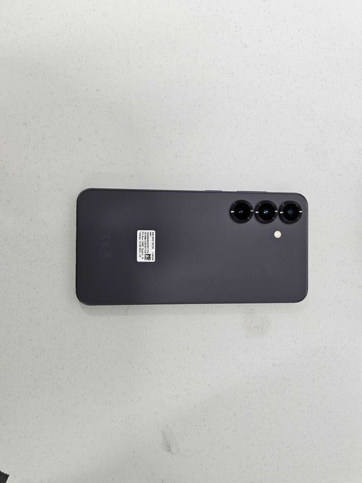 Telefon Samsung S25 5G 12/128Gb Nefolosit (Ag1 Alexandru B53221)