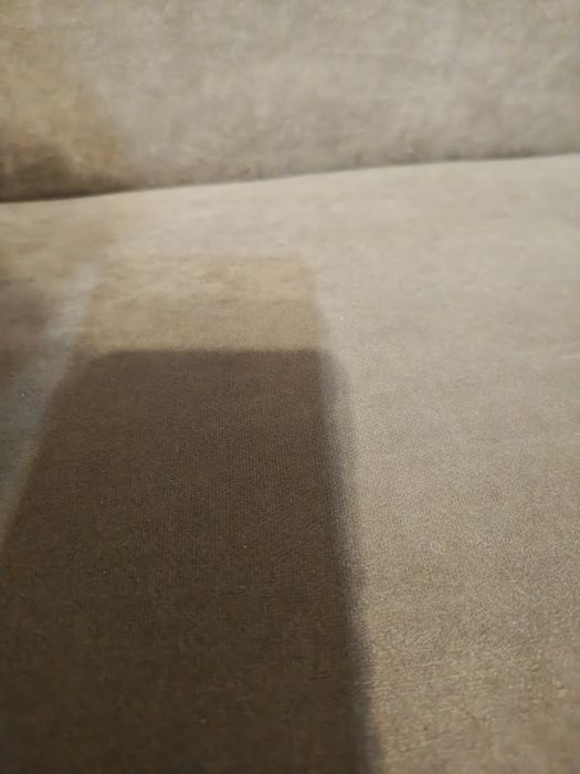 Fotoliu  maro  confortabil