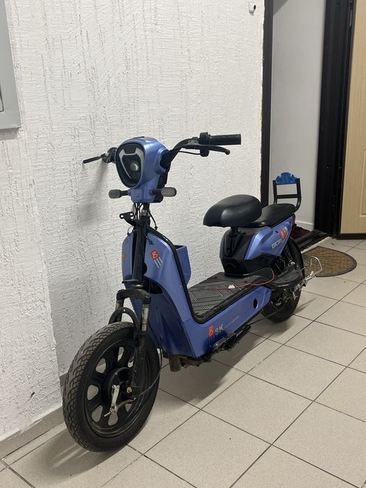 Продам скутер (не работающи)