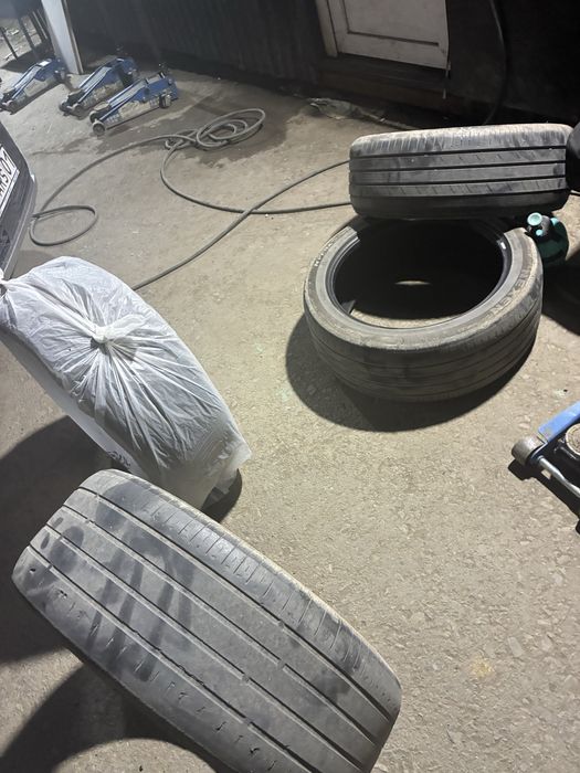 Продам шины лето 255/45 R20