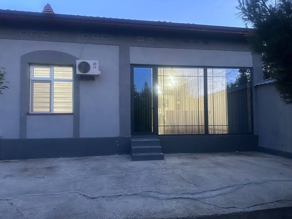 6 сотихлик Котеж сотилади Варк 1