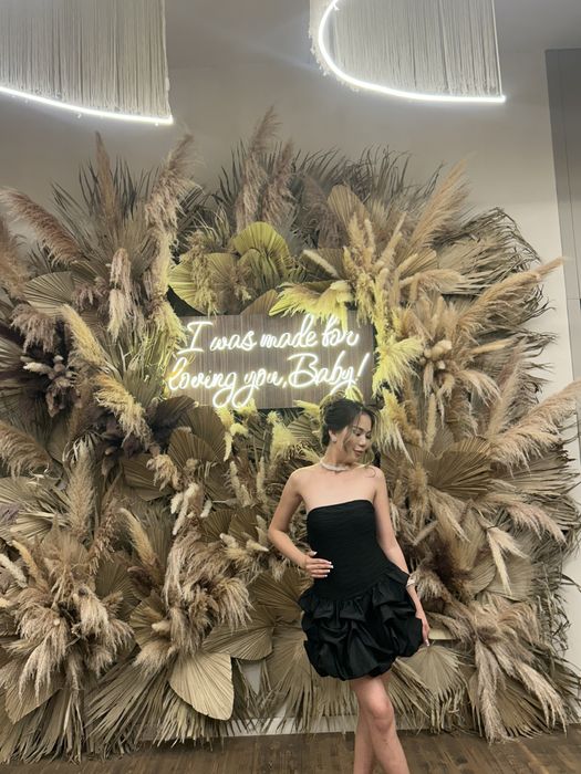 Платье почти новое, 1 раз надето