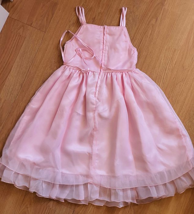 Rochita roz de printesa varsta 5 ani Nou